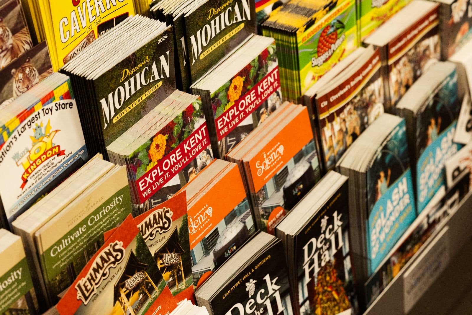 Modern print shop printing colour flyers and brochures